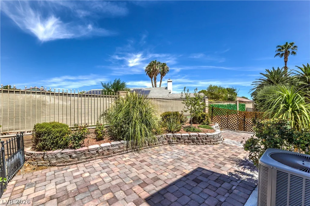 5736 Colwood, Las Vegas, NV 89130