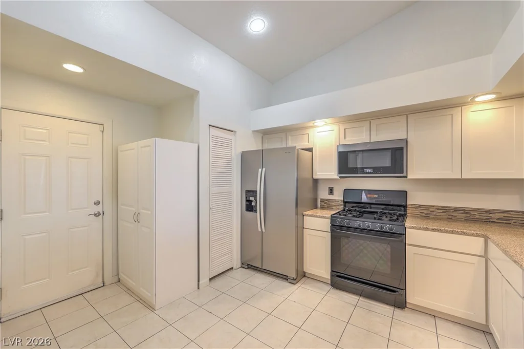 5736 Colwood, Las Vegas, NV 89130