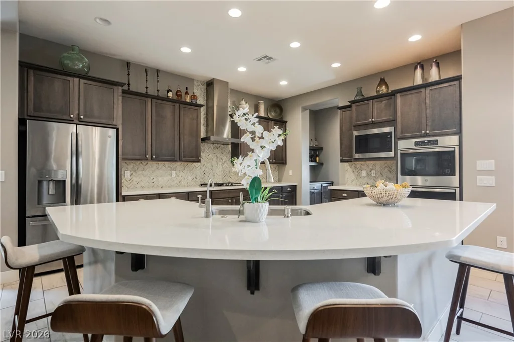 8133 Pinetop Crest, Las Vegas, NV 89166
