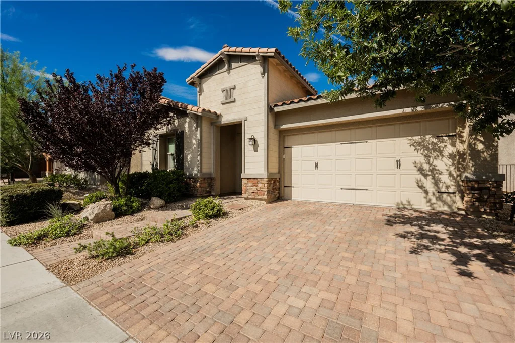8133 Pinetop Crest, Las Vegas, NV 89166
