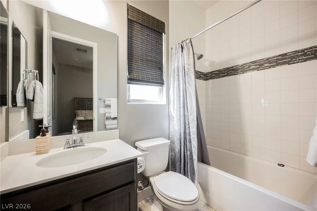 8133 Pinetop Crest, Las Vegas, NV 89166