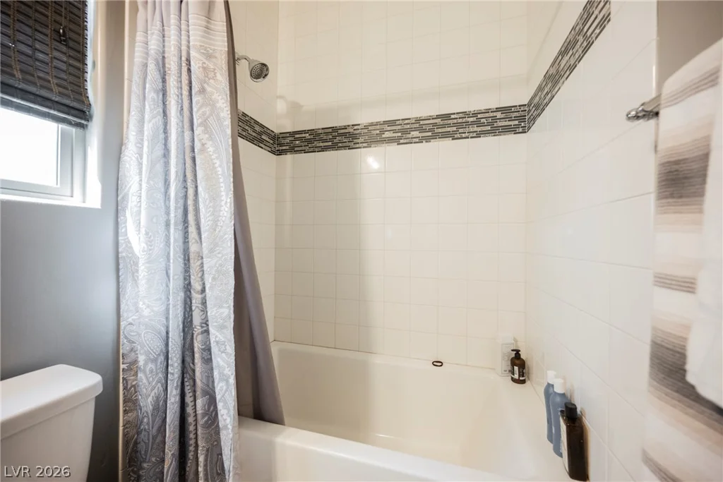 8133 Pinetop Crest, Las Vegas, NV 89166