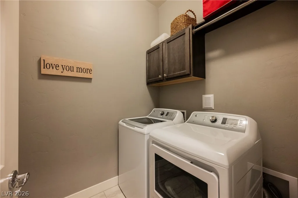 8133 Pinetop Crest, Las Vegas, NV 89166