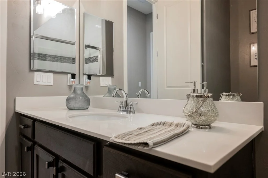 8133 Pinetop Crest, Las Vegas, NV 89166