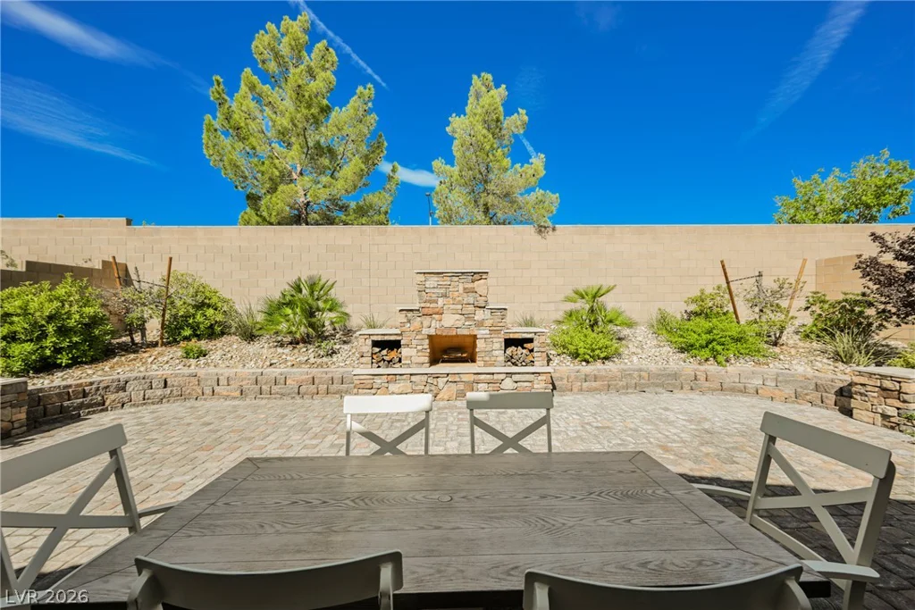 8133 Pinetop Crest, Las Vegas, NV 89166