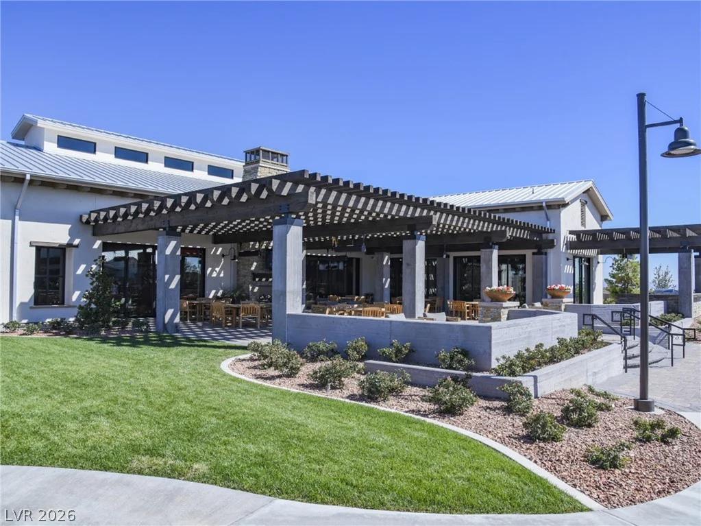 8133 Pinetop Crest, Las Vegas, NV 89166