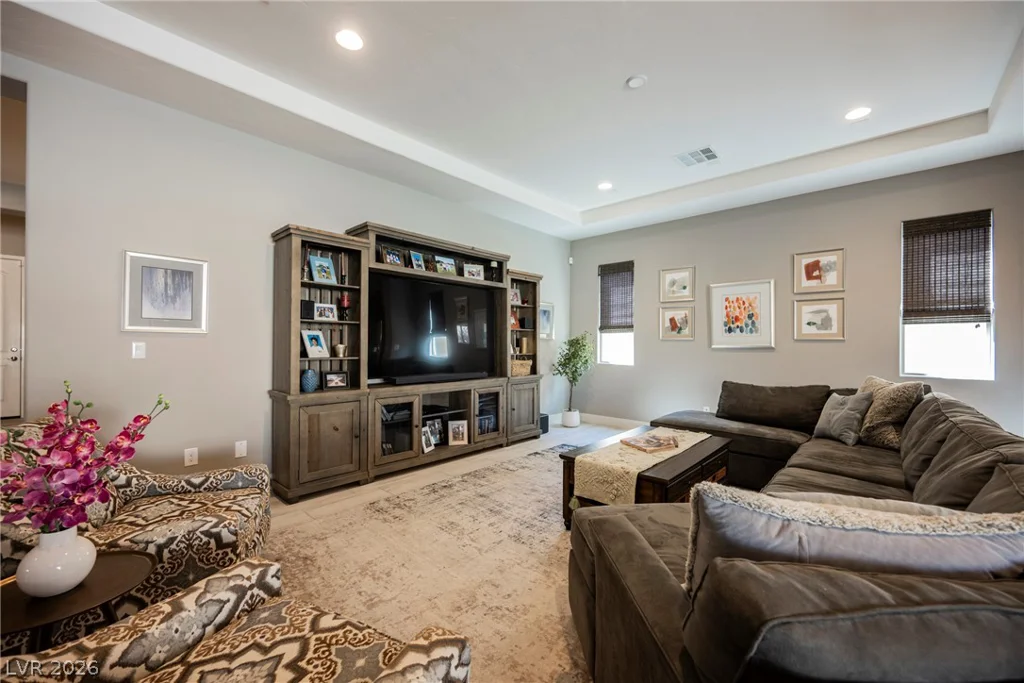 8133 Pinetop Crest, Las Vegas, NV 89166