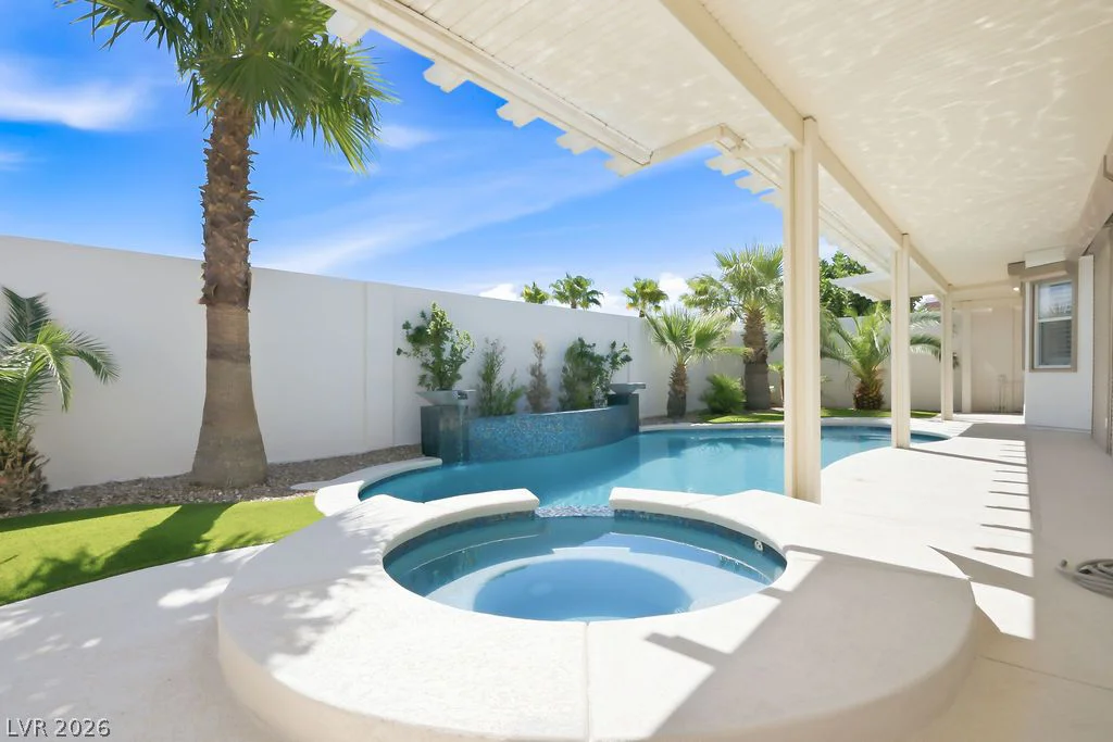 1028 Triumphant, Henderson, NV 89052