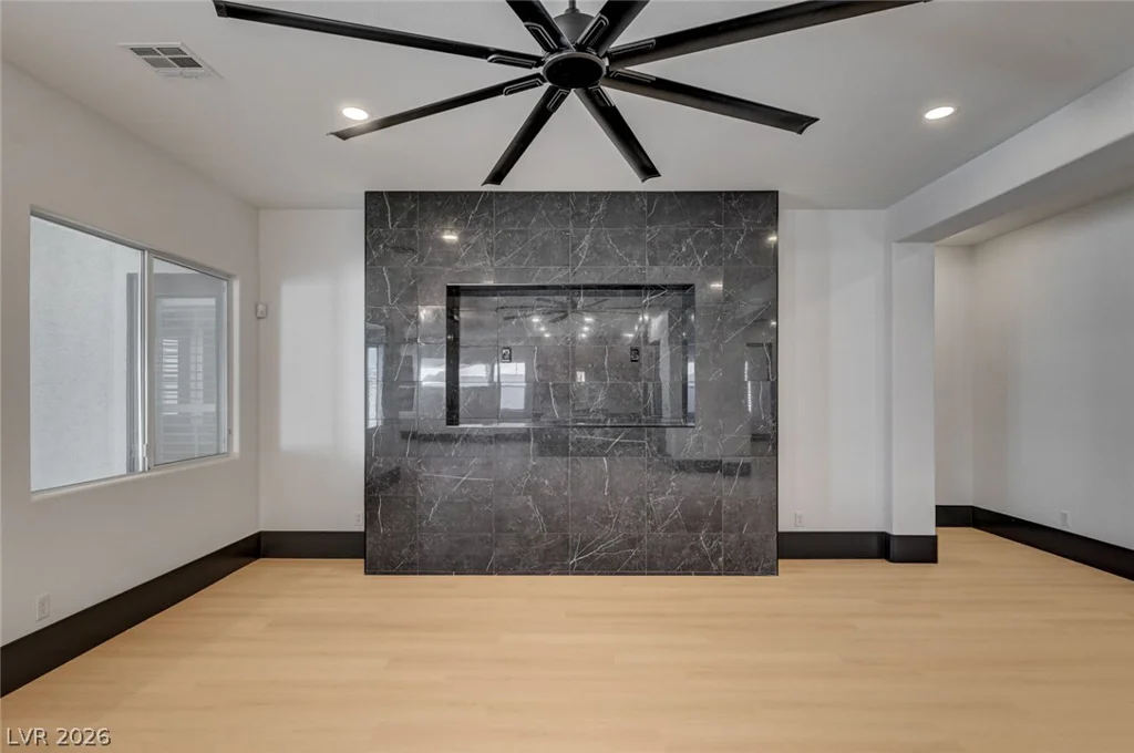 1028 Triumphant, Henderson, NV 89052