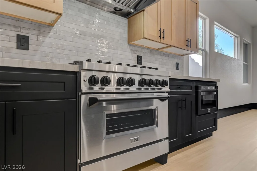 1028 Triumphant, Henderson, NV 89052