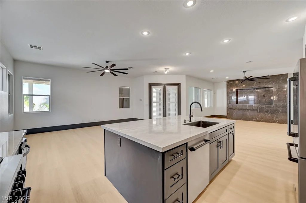 1028 Triumphant, Henderson, NV 89052