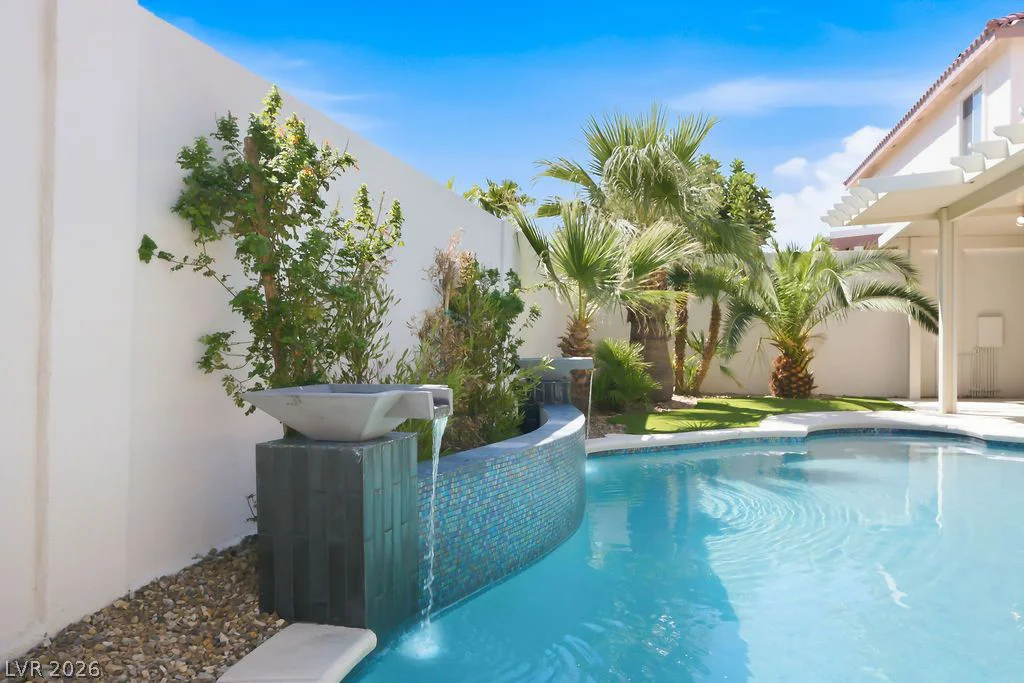 1028 Triumphant, Henderson, NV 89052