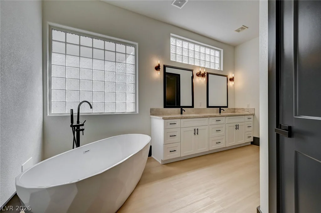 1028 Triumphant, Henderson, NV 89052