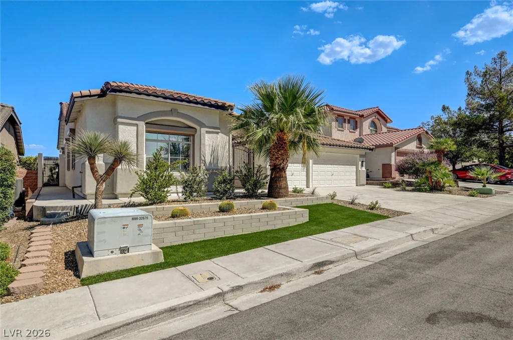 1028 Triumphant, Henderson, NV 89052