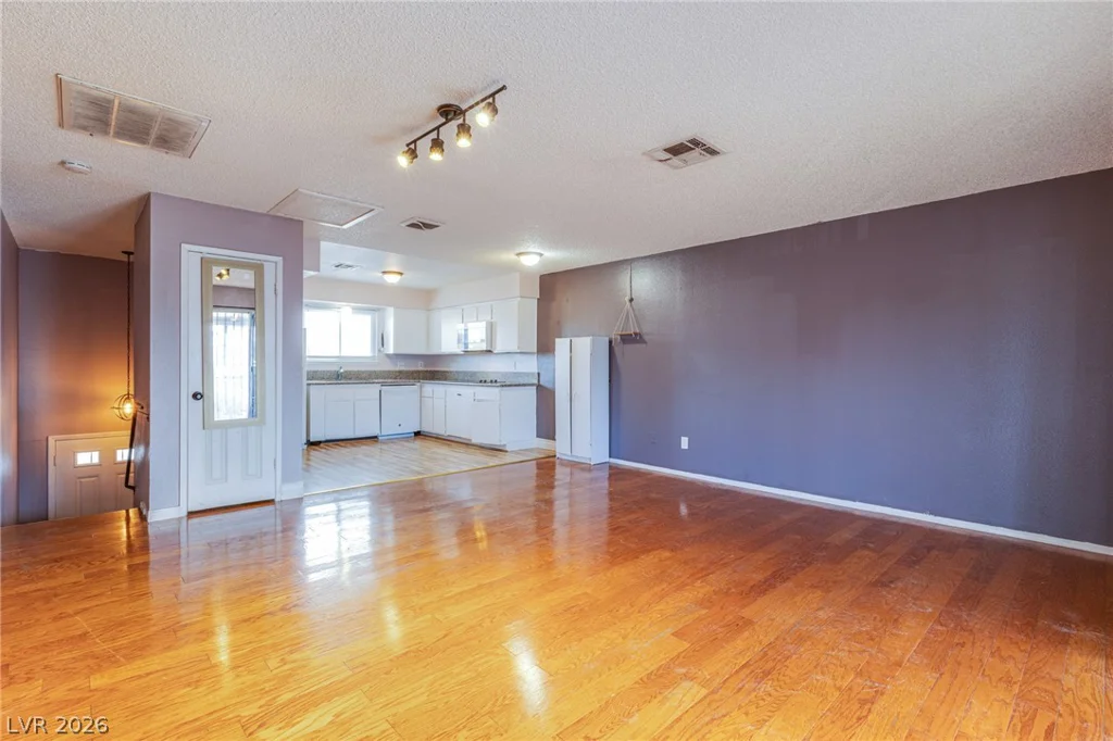3411 Civic Center, North Las Vegas, NV 89030