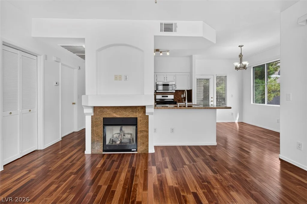 9050 Warm Springs, Las Vegas, NV 89148