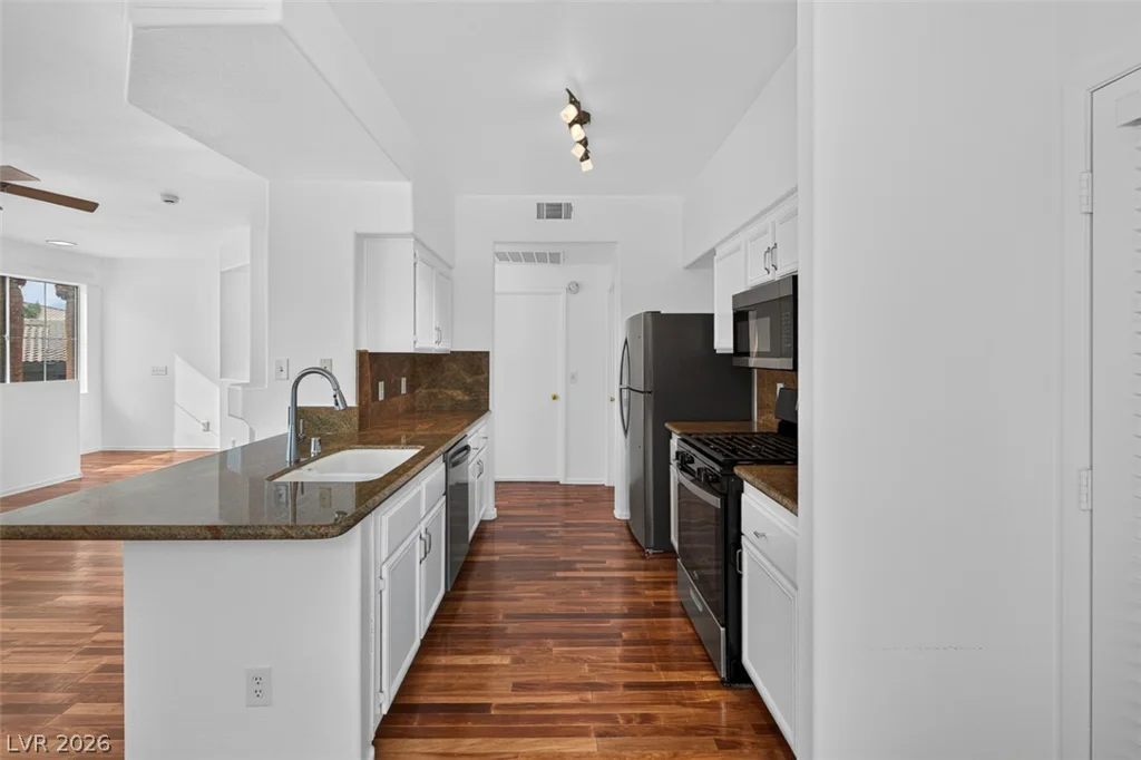 9050 Warm Springs, Las Vegas, NV 89148