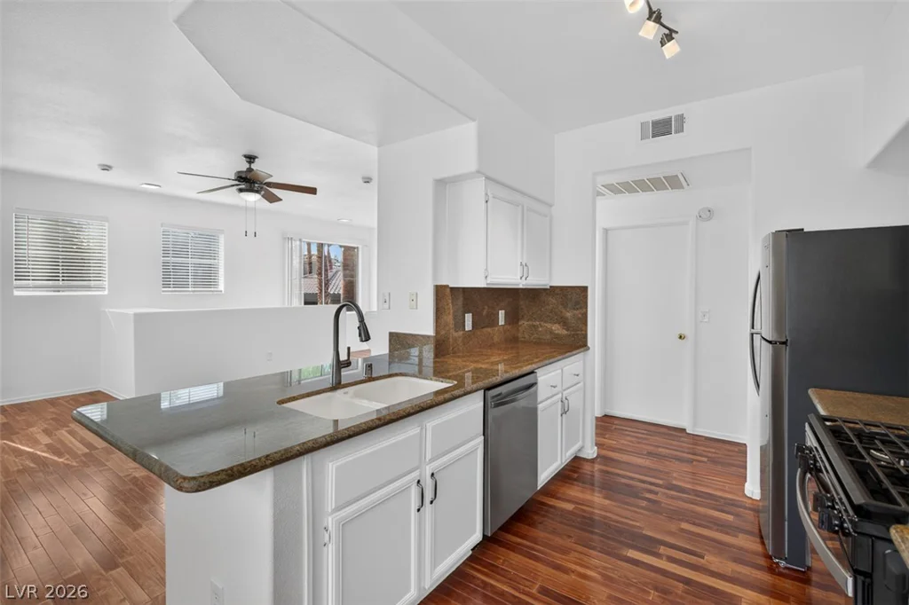 9050 Warm Springs, Las Vegas, NV 89148