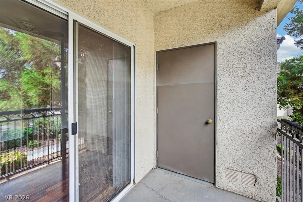 9050 Warm Springs, Las Vegas, NV 89148