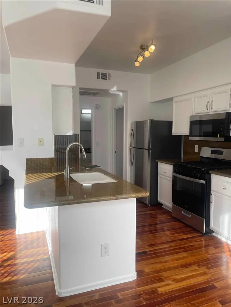 9050 Warm Springs, Las Vegas, NV 89148