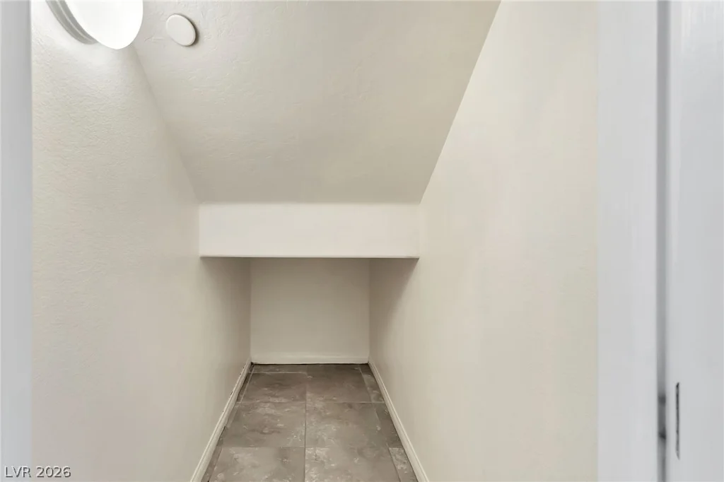 1270 Smokey Valley, Henderson, NV 89002