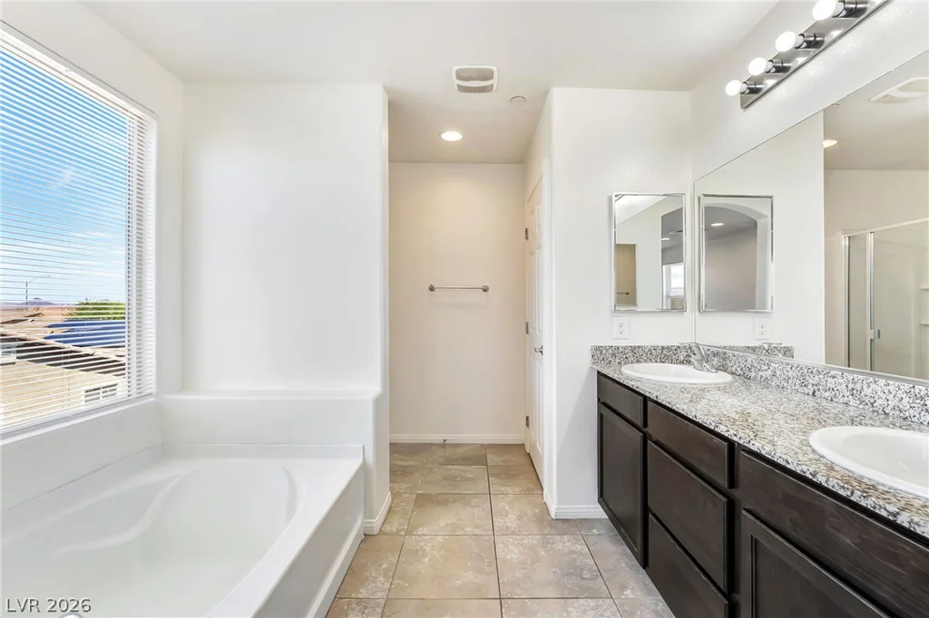 1270 Smokey Valley, Henderson, NV 89002
