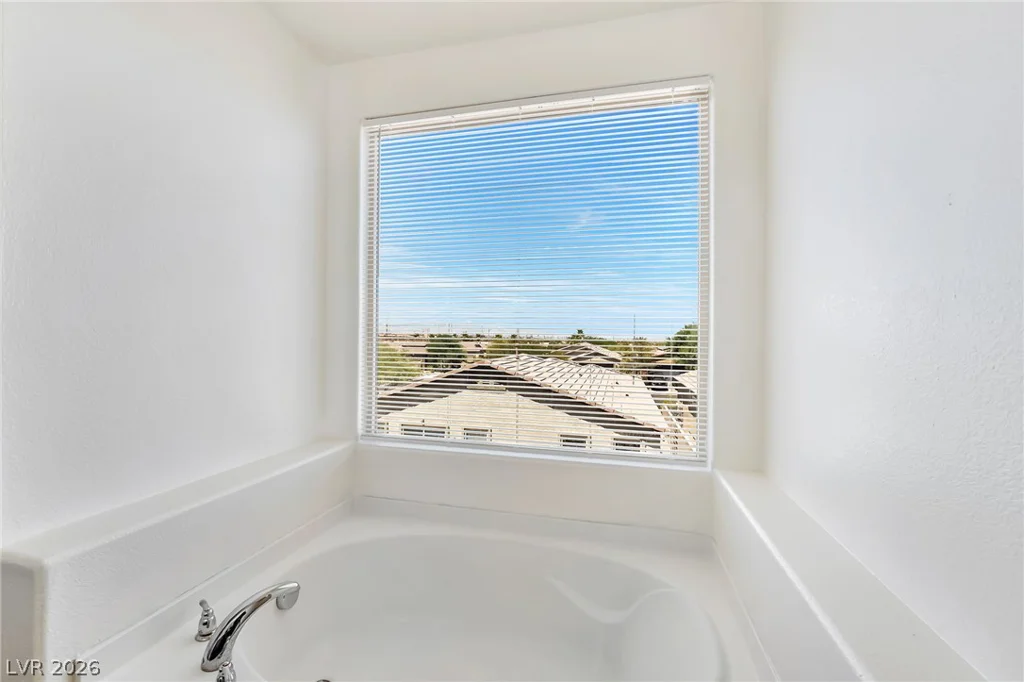 1270 Smokey Valley, Henderson, NV 89002