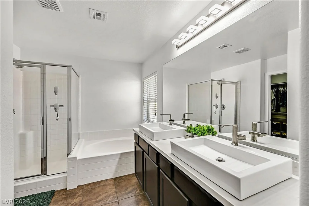 10140 Iron Wood Peak, Las Vegas, NV 89166