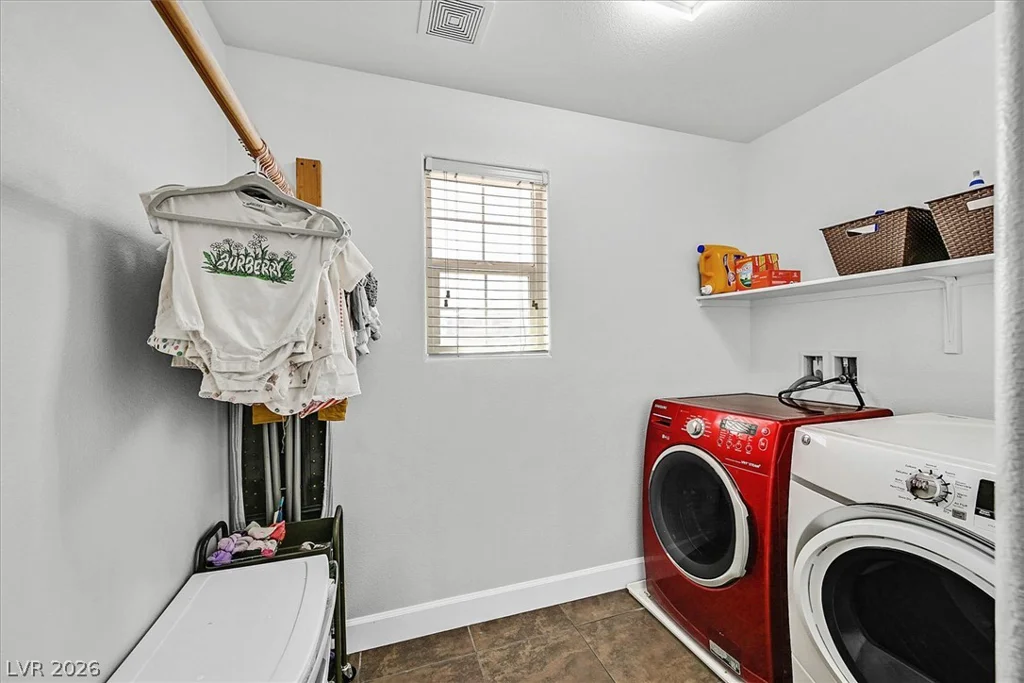10140 Iron Wood Peak, Las Vegas, NV 89166
