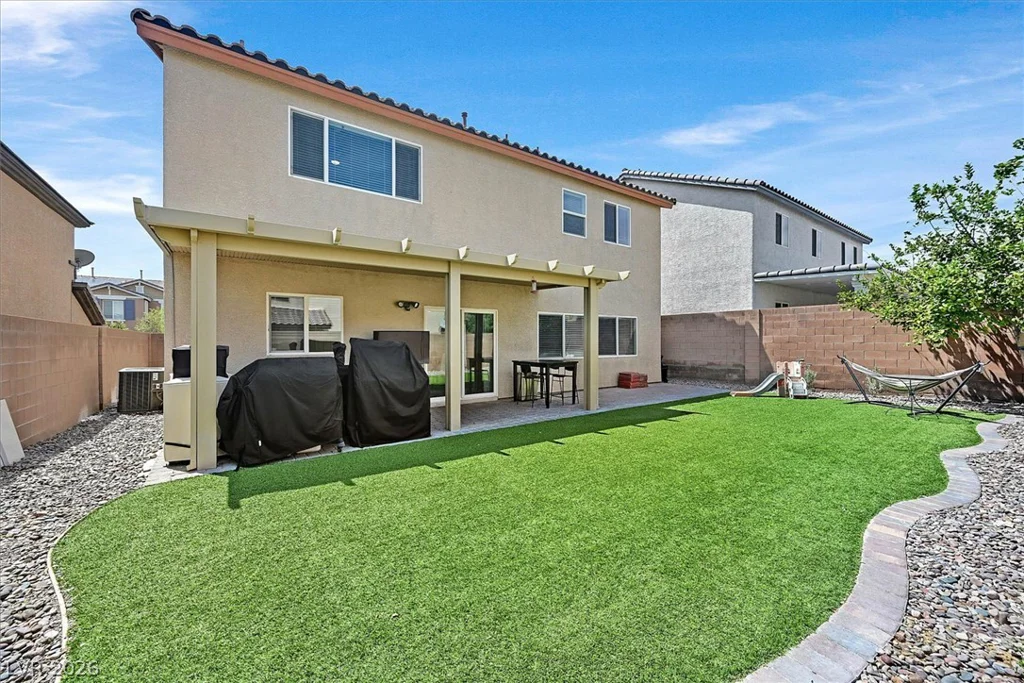 10140 Iron Wood Peak, Las Vegas, NV 89166