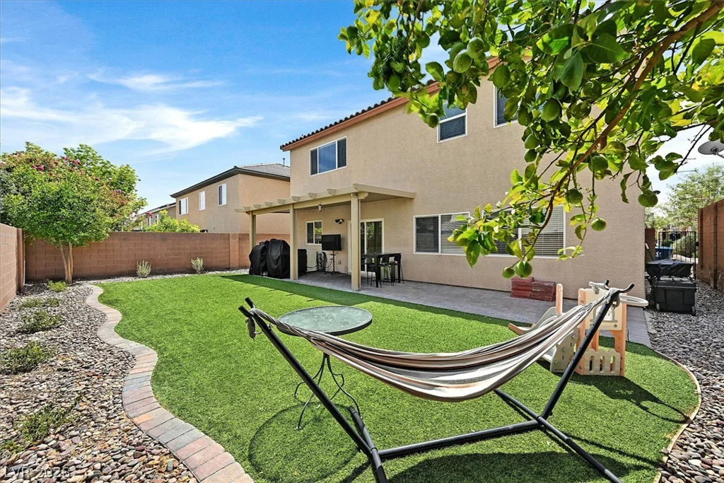 10140 Iron Wood Peak, Las Vegas, NV 89166