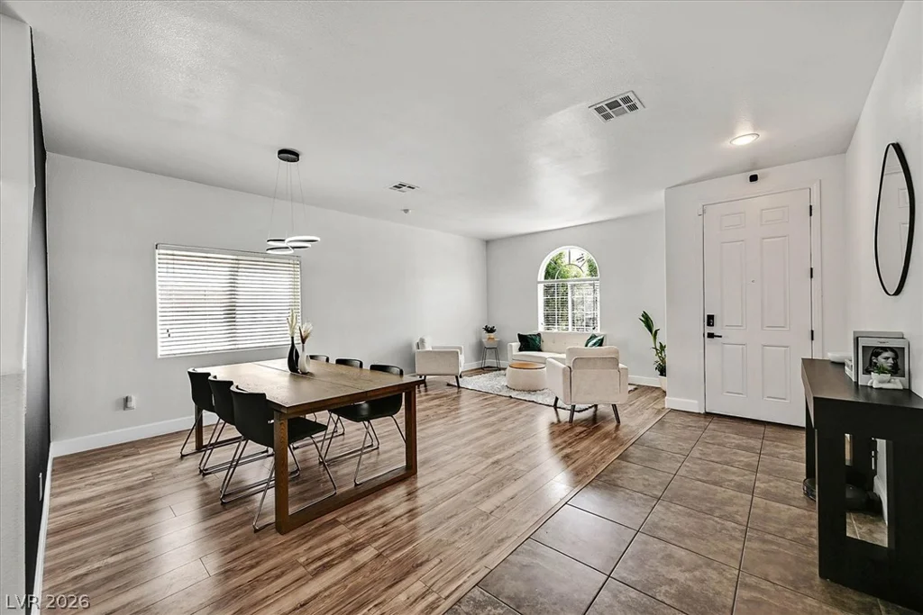 10140 Iron Wood Peak, Las Vegas, NV 89166