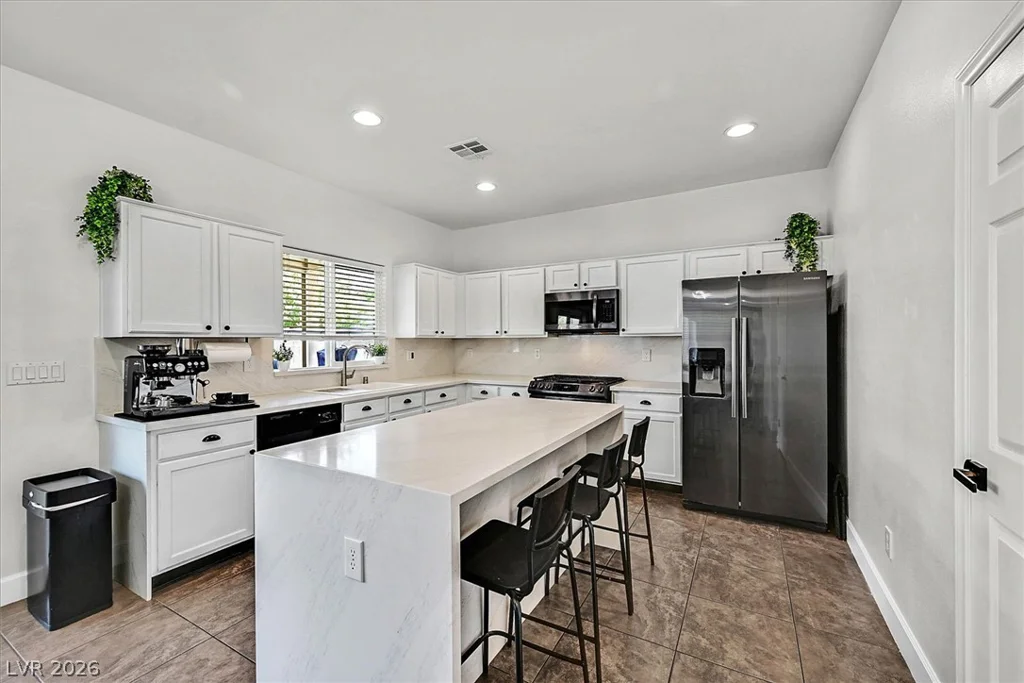 10140 Iron Wood Peak, Las Vegas, NV 89166