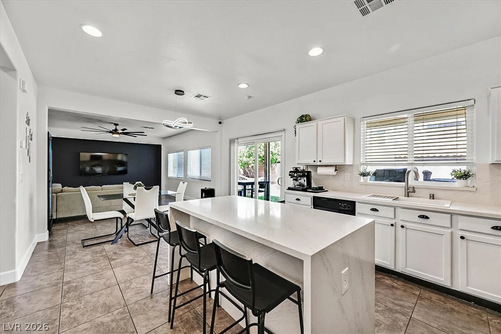 10140 Iron Wood Peak, Las Vegas, NV 89166
