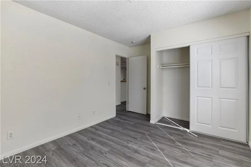 2707 Aarondavid, Las Vegas, NV 89121