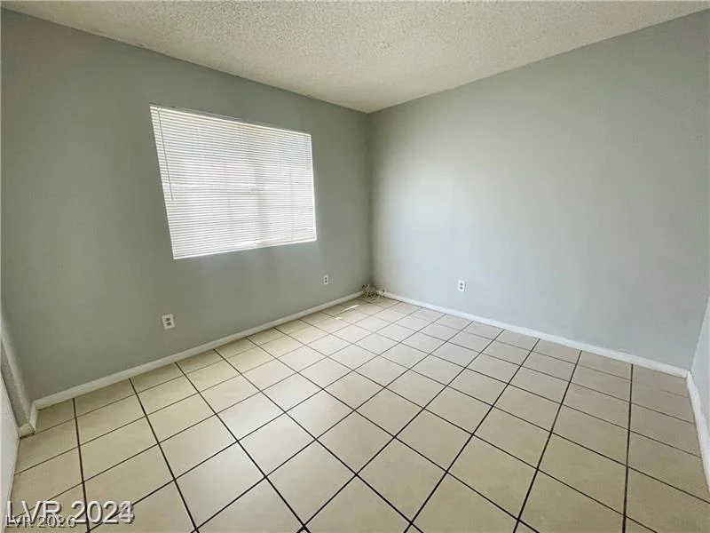 2707 Aarondavid, Las Vegas, NV 89121