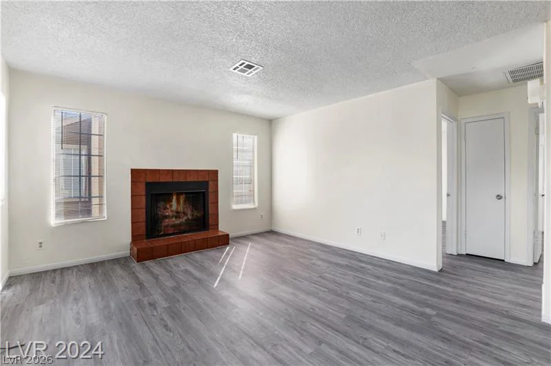 2707 Aarondavid, Las Vegas, NV 89121