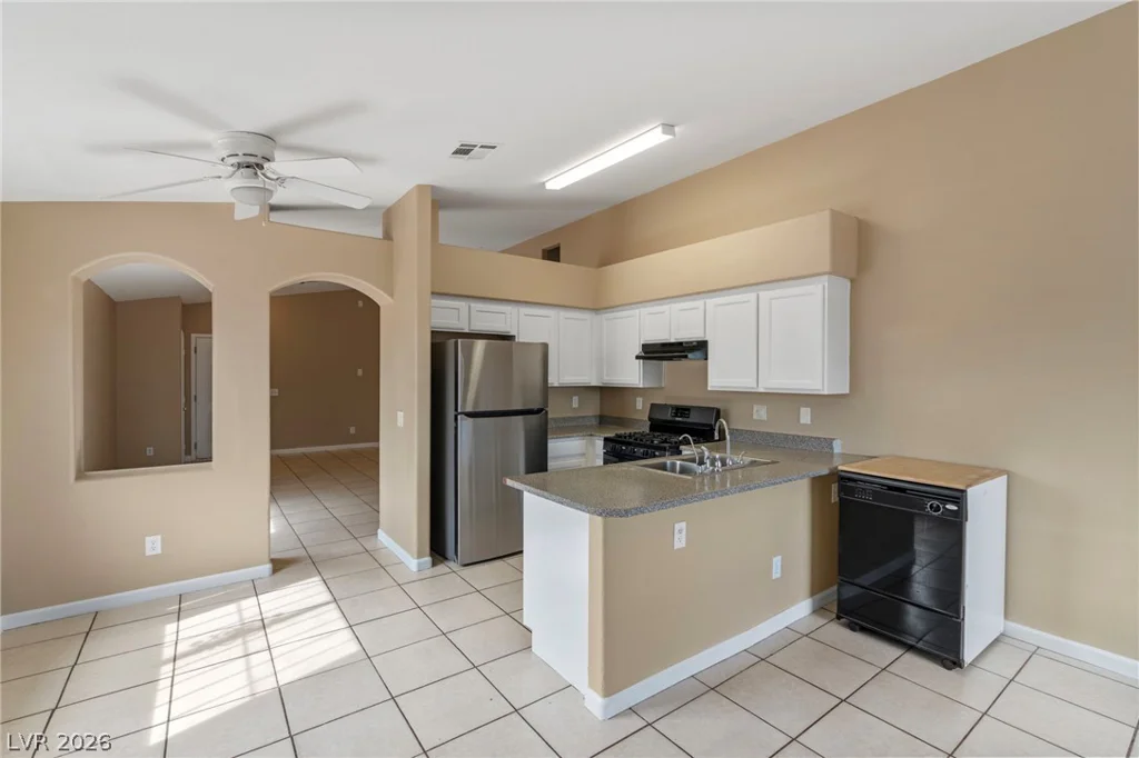2045 Garnet Gable, Las Vegas, NV 89106