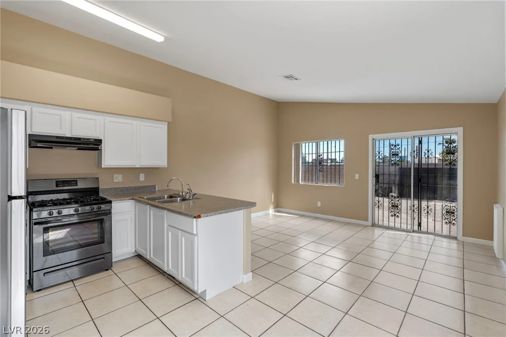 2045 Garnet Gable, Las Vegas, NV 89106