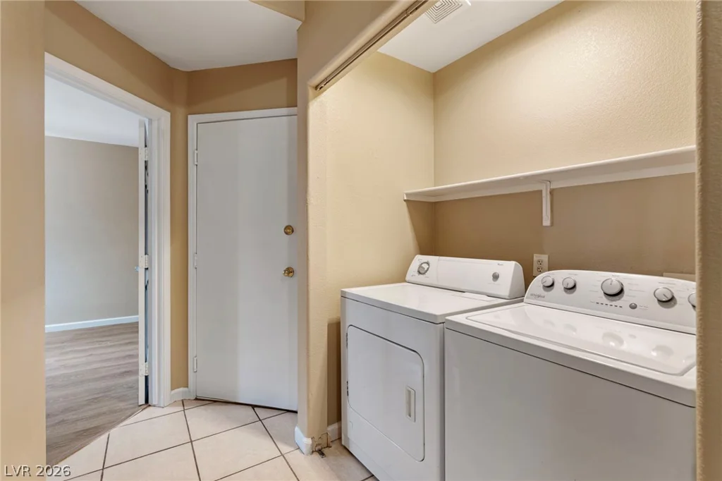 2045 Garnet Gable, Las Vegas, NV 89106