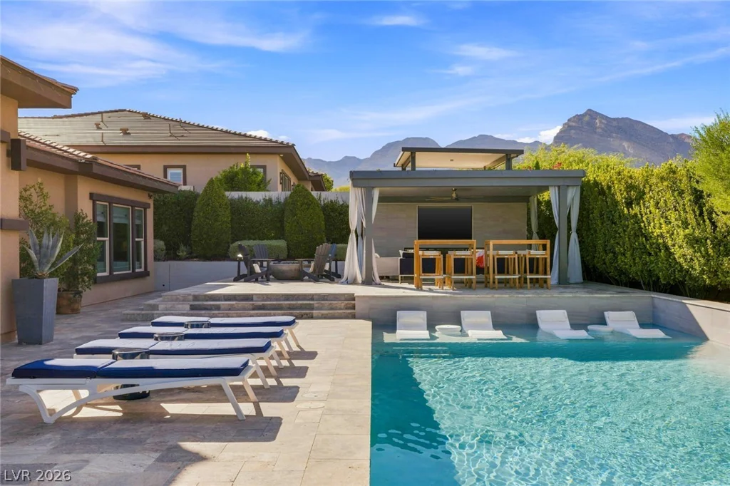 12448 Claymore Highland, Las Vegas, NV 89138