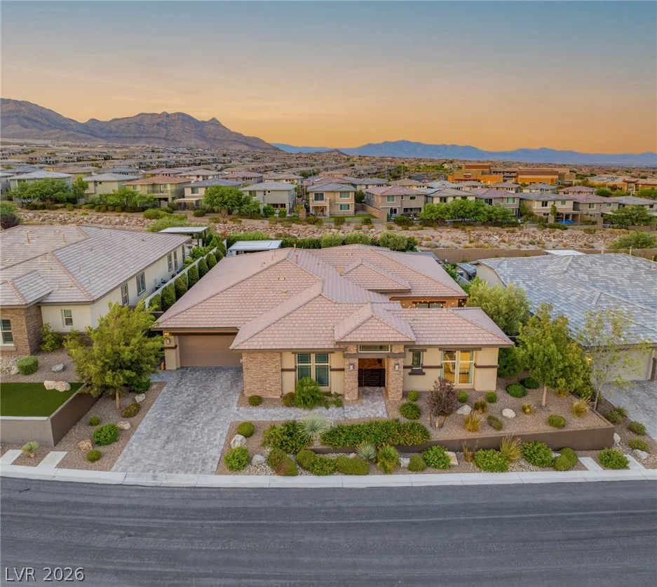 12448 Claymore Highland, Las Vegas, NV 89138