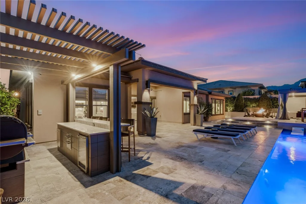 12448 Claymore Highland, Las Vegas, NV 89138