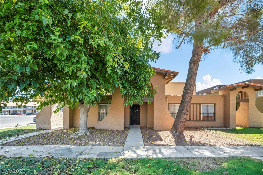 4607 Monterey, Las Vegas, NV 89169