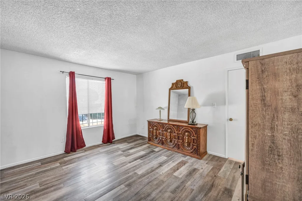 4607 Monterey, Las Vegas, NV 89169