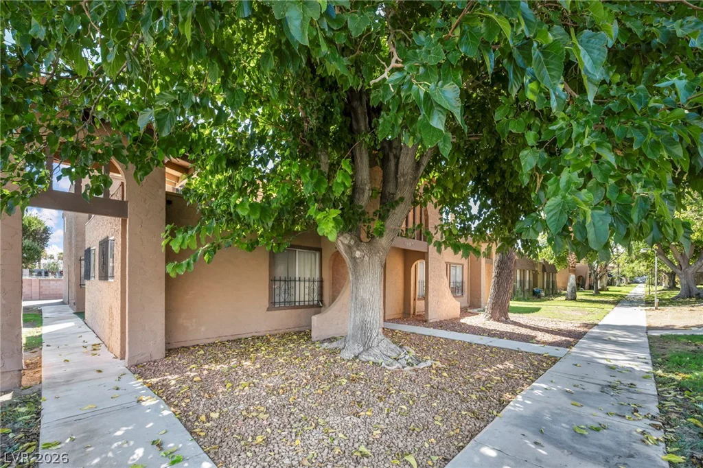 4607 Monterey, Las Vegas, NV 89169
