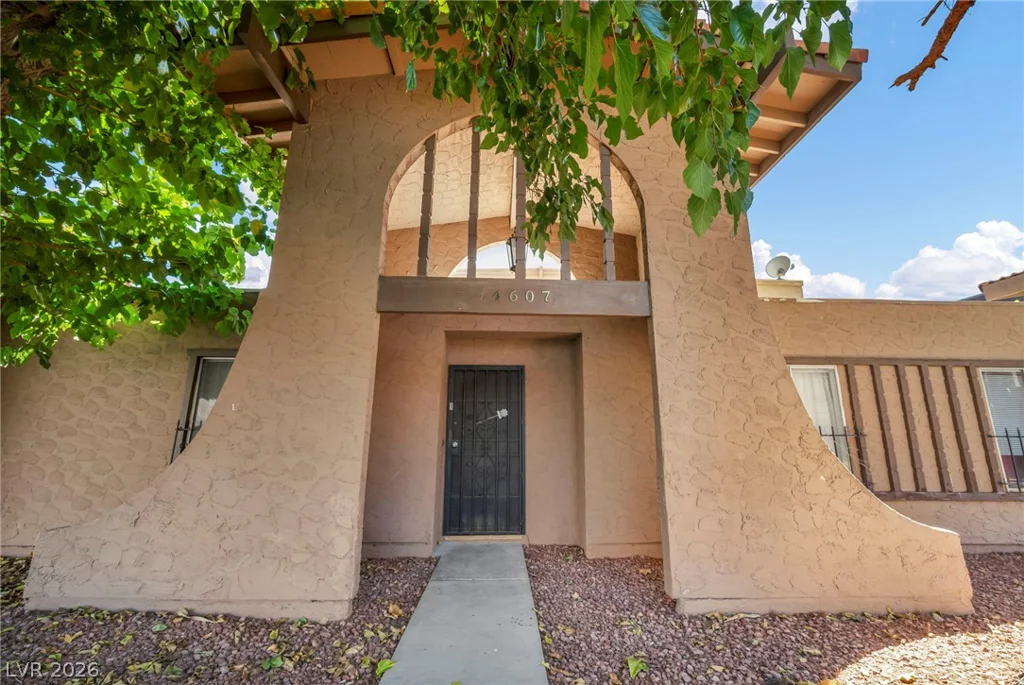 4607 Monterey, Las Vegas, NV 89169