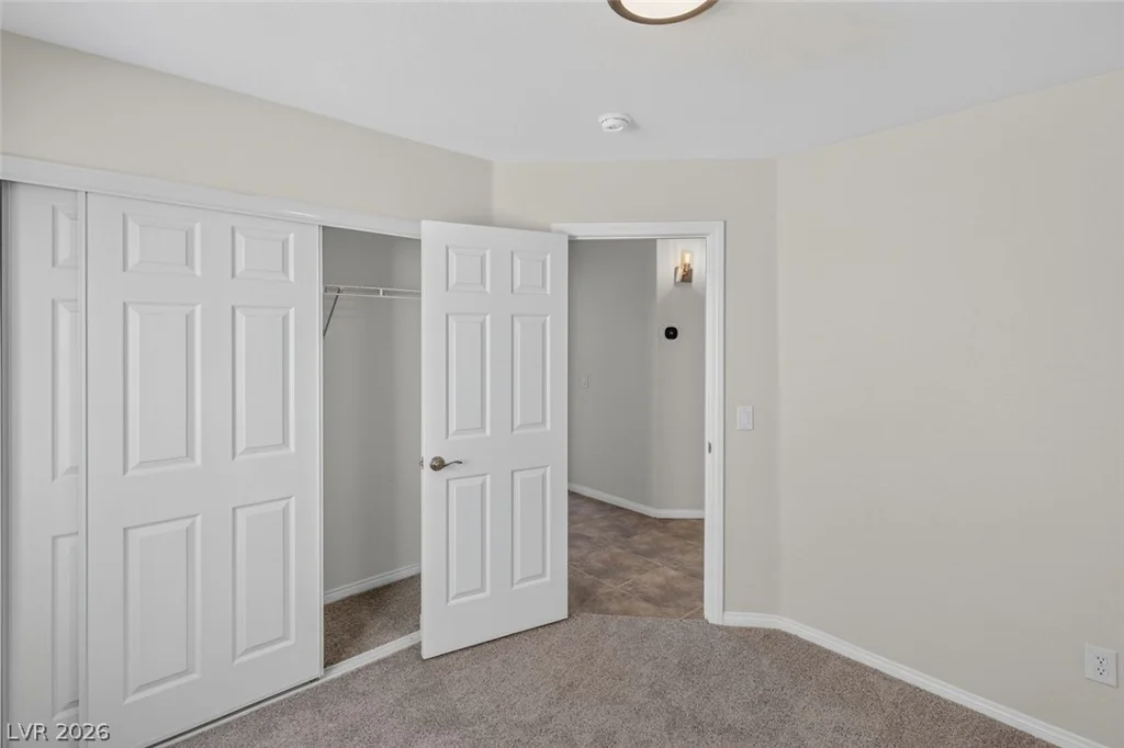 5641 Little Lake, Las Vegas, NV 89122