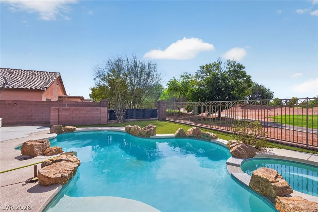 5641 Little Lake, Las Vegas, NV 89122