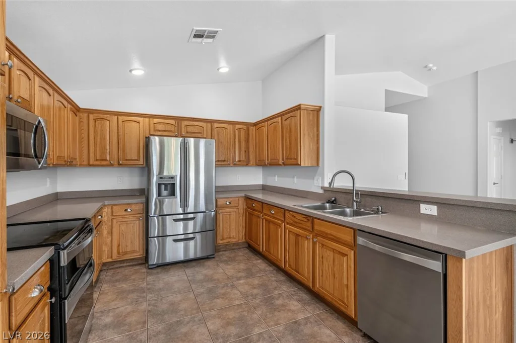 5641 Little Lake, Las Vegas, NV 89122